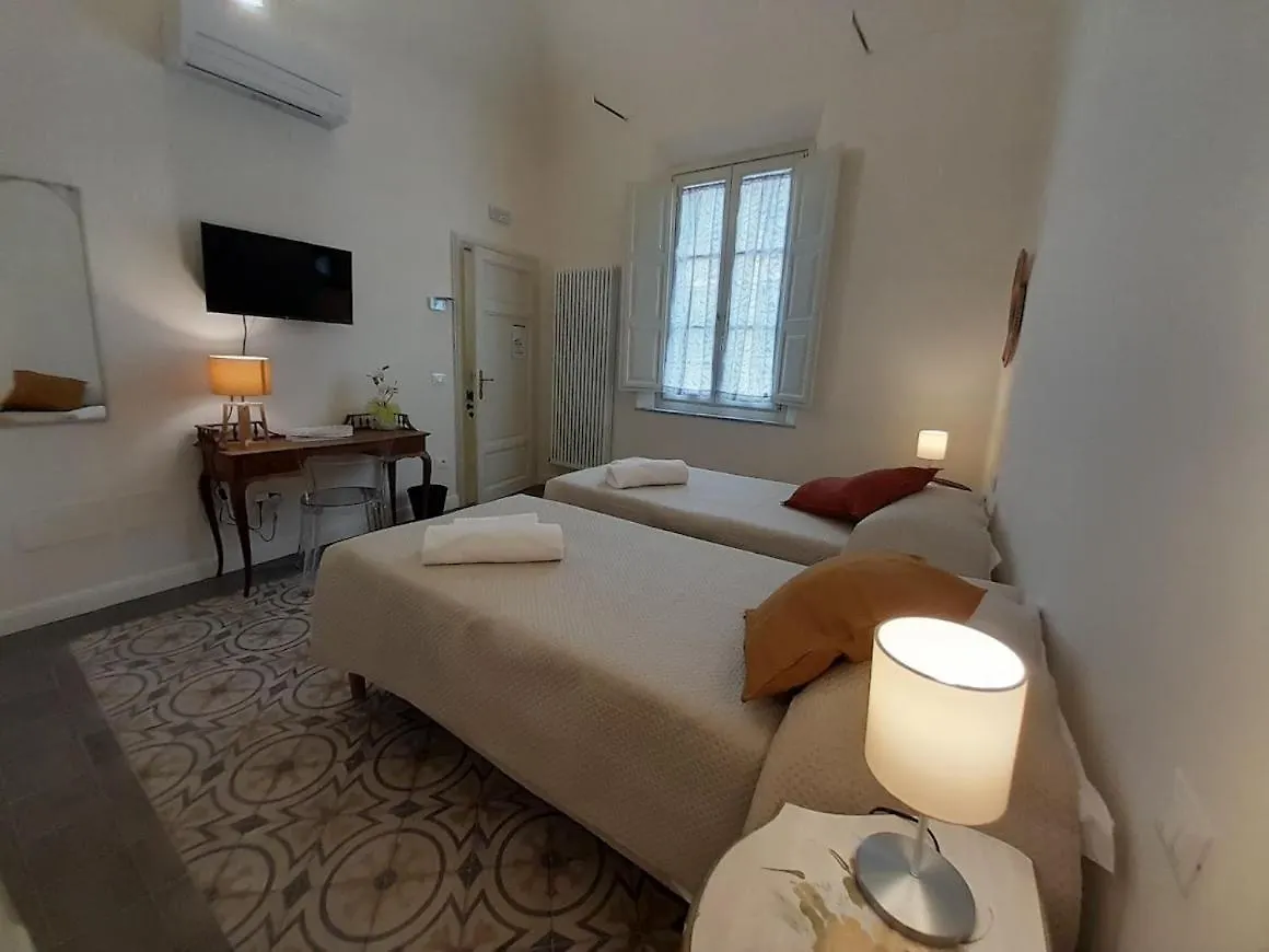 Bed & Breakfast B&B Villino Luschi Pisa Centro Italy