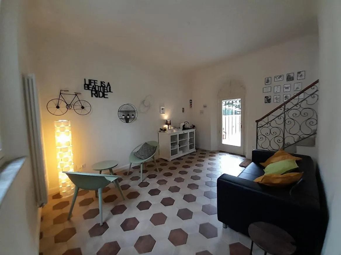 Bed & Breakfast B&B Villino Luschi Pisa Centro Italia
